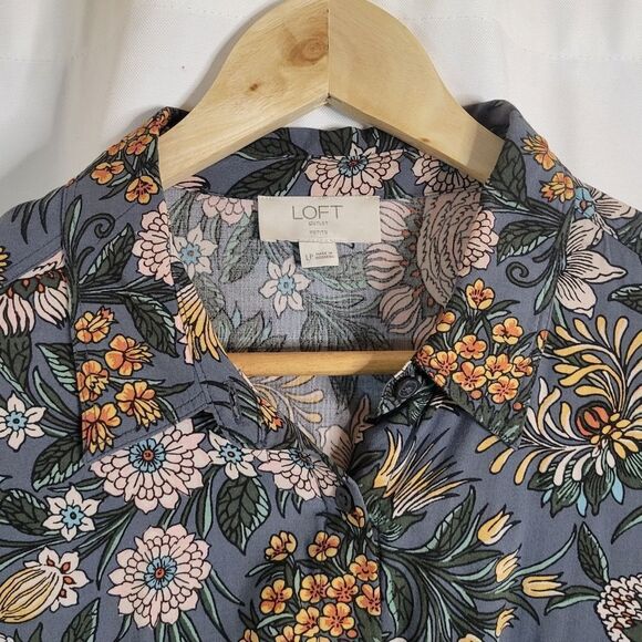 LOFT Petit Floral Blouse - Picture 2 of 12